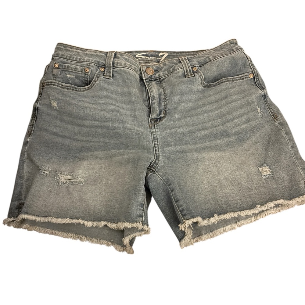7 For All Mankind Frayed Hem Jean Shorts - Gray. Weekend short